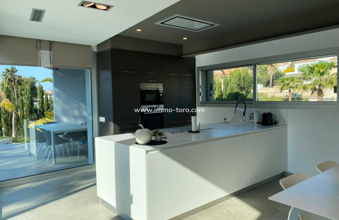 Resale - Villa - Benissa