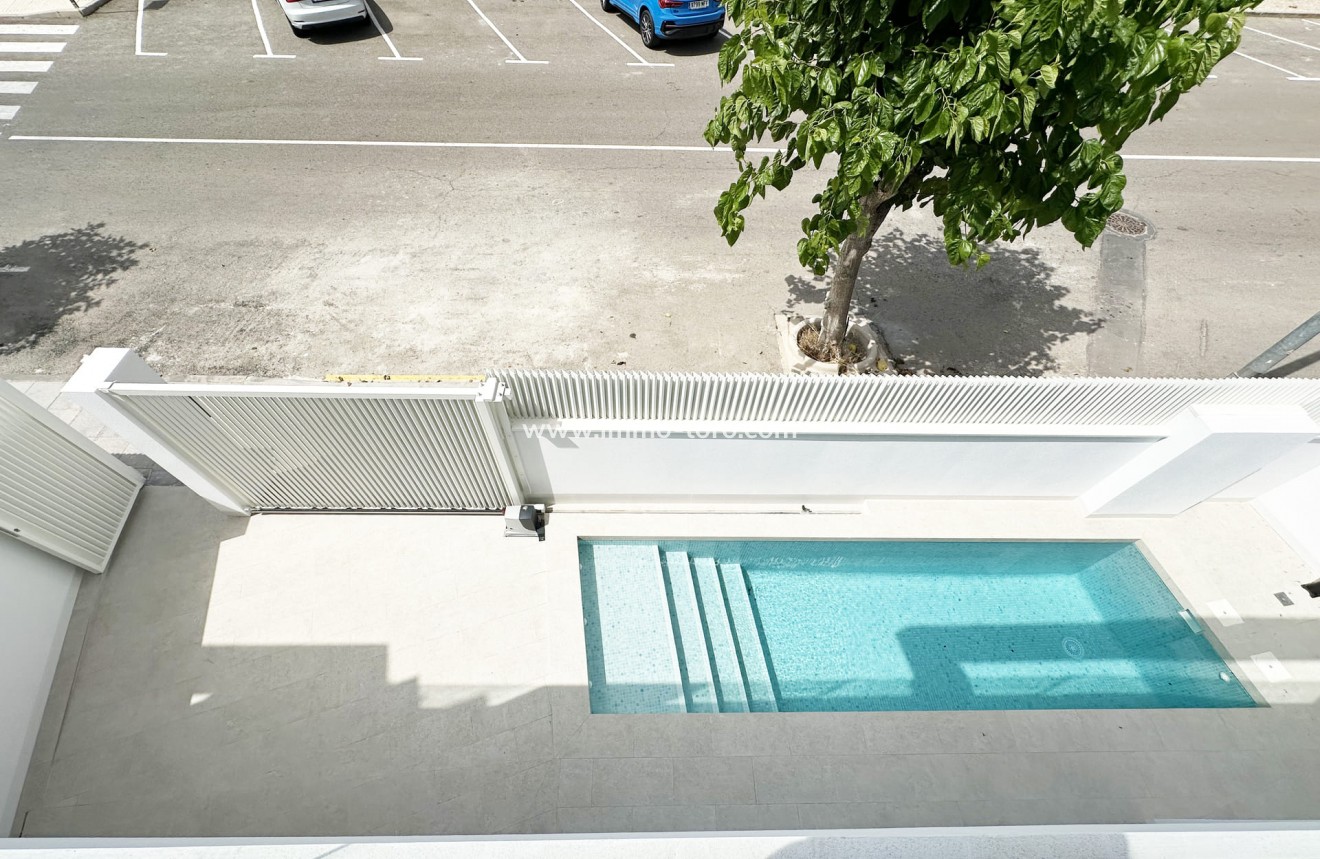 Nueva construcción  - Villa / Chalet - Torre de la Horadada