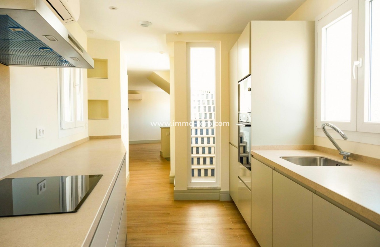 Nieuwbouw - Geschakelde woning - Malaga - Playa de la Malagueta