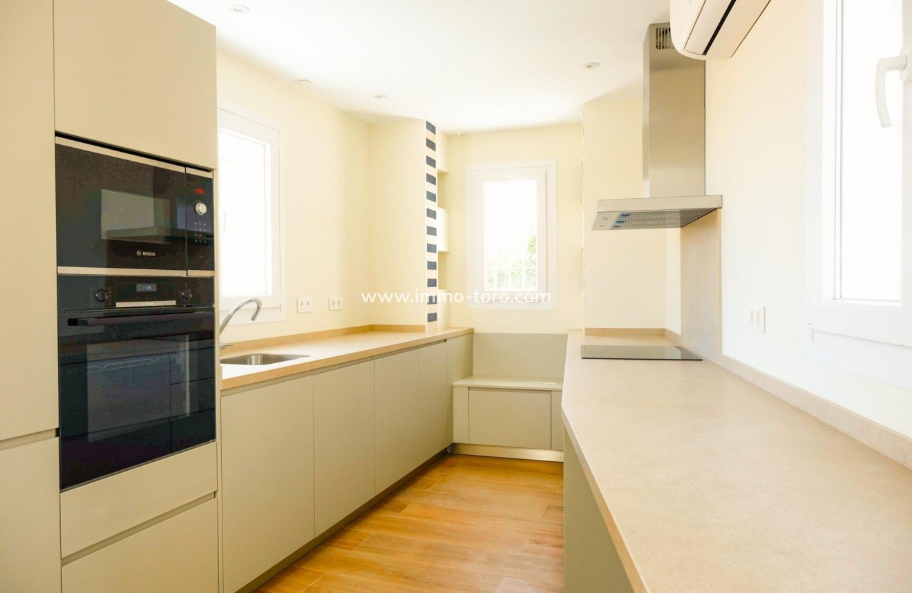 Nieuwbouw - Geschakelde woning - Malaga - Playa de la Malagueta