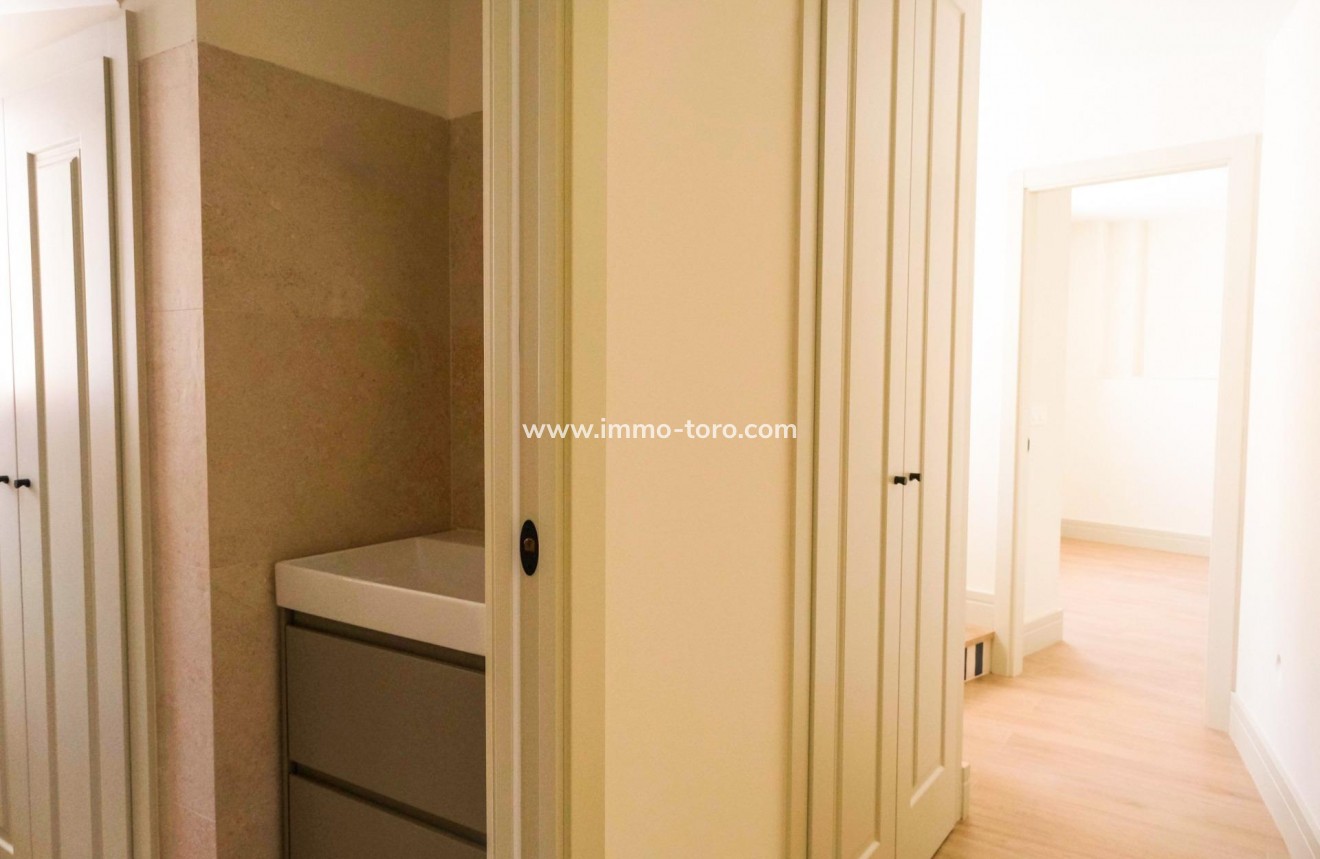 Nieuwbouw - Geschakelde woning - Malaga - Playa de la Malagueta