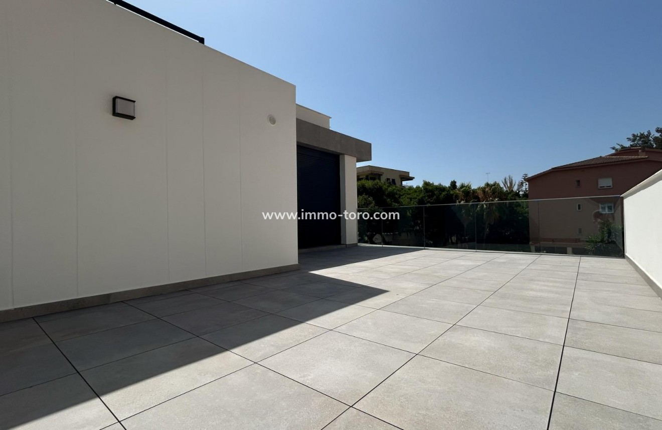 Nieuwbouw - Geschakelde woning - Malaga - El Limonar
