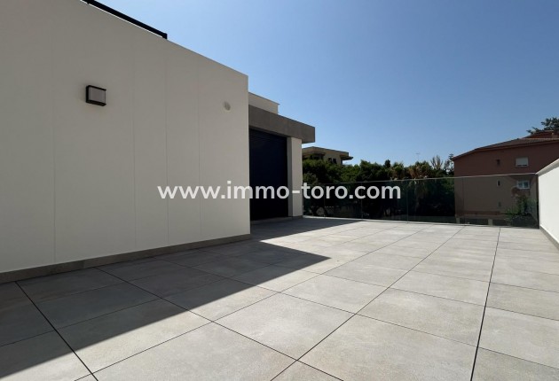 Nieuwbouw - Geschakelde woning - Malaga - El Limonar