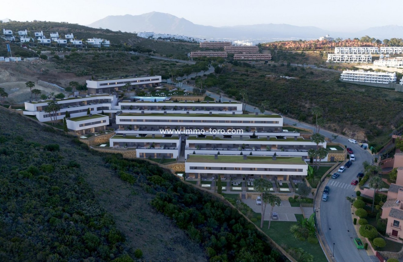 Nieuwbouw - Geschakelde woning - Manilva - Urb. Bahia de las Rocas