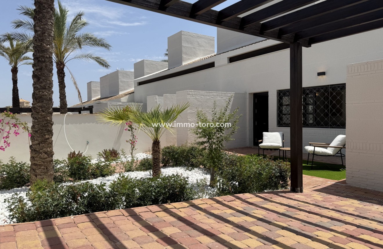 Nueva construcción  - Adosado - Peraleja Golf