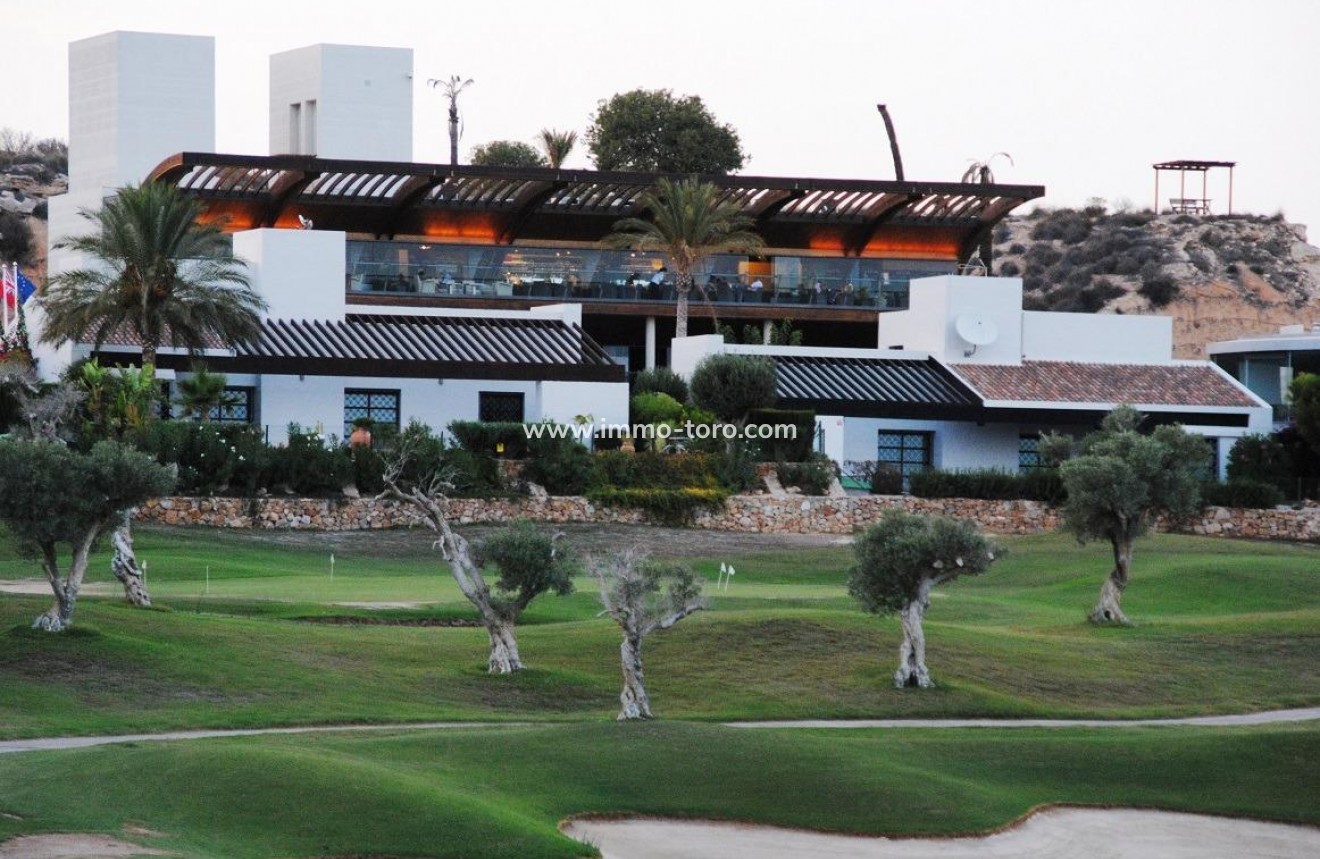 Nueva construcción  - Adosado - Peraleja Golf