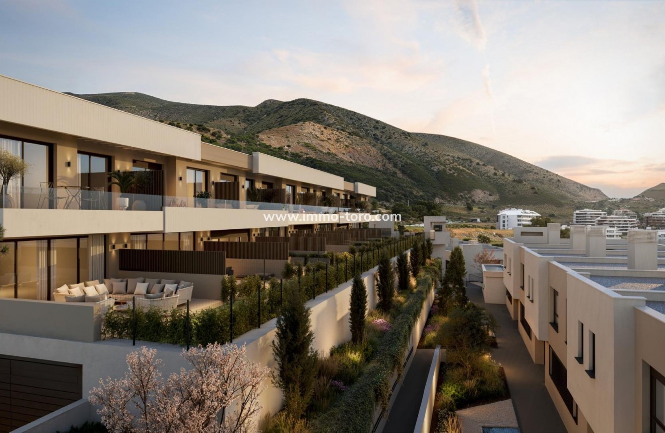 Nueva construcción  - Adosado - Fuengirola - Higueron