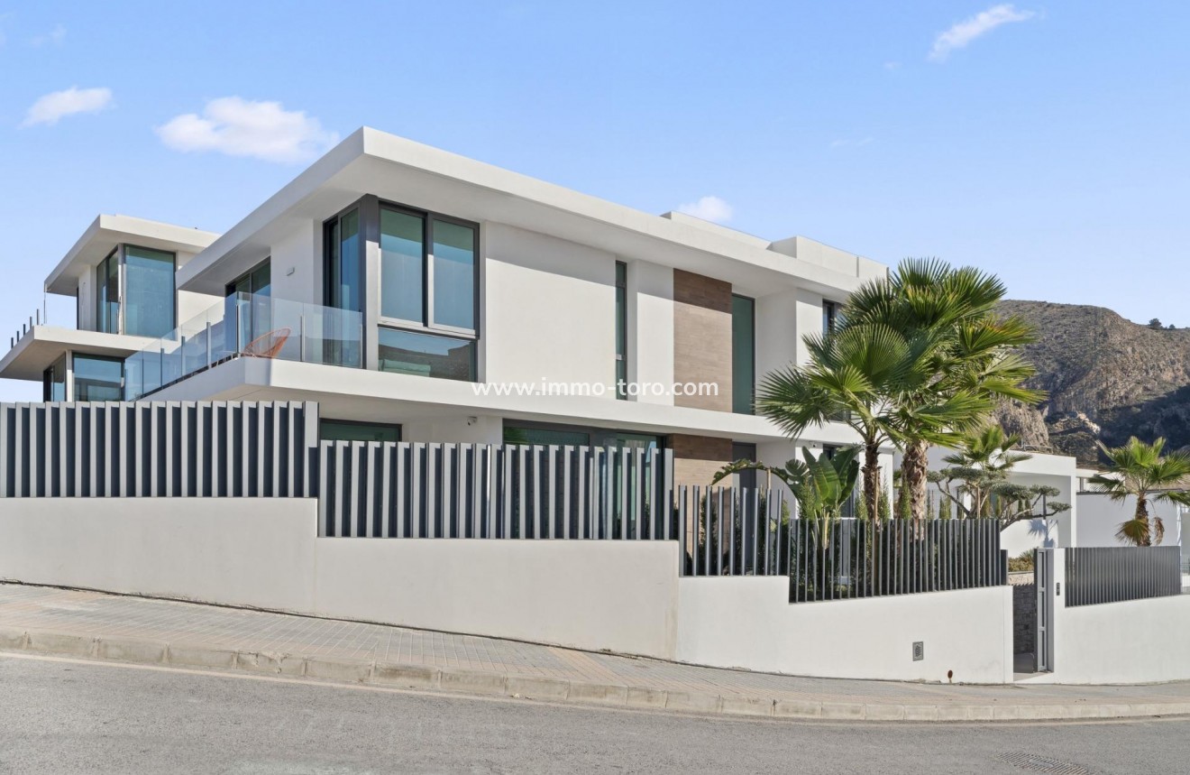 Nueva construcción  - Villa / Chalet - Benidorm - Rincón De Loix