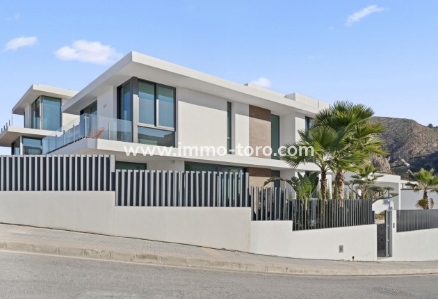 Nueva construcción  - Villa / Chalet - Benidorm - Rincón De Loix
