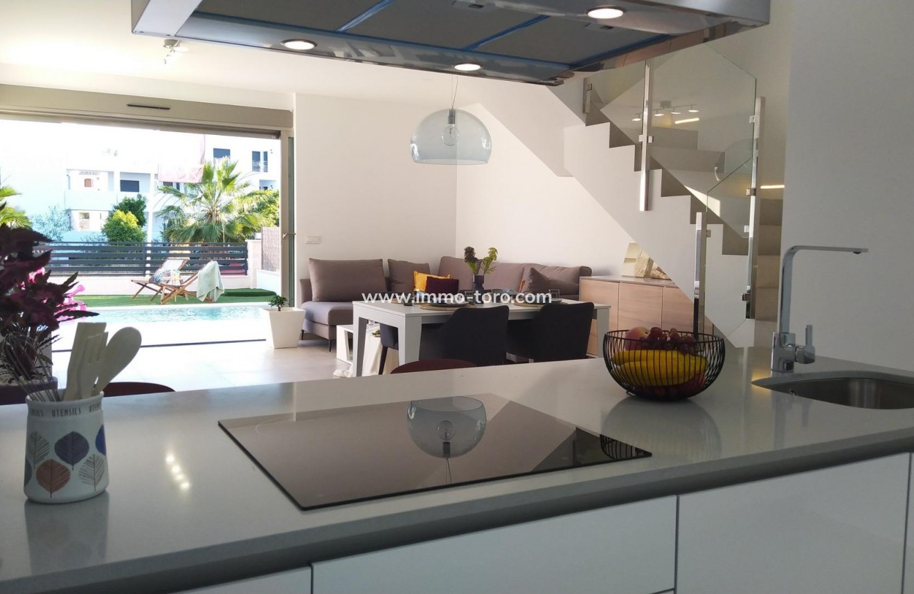 Nueva construcción  - Villa / Chalet - Orihuela Costa - PAU 8