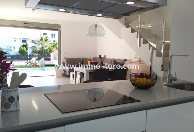 Nueva construcción  - Villa / Chalet - Orihuela Costa - PAU 8