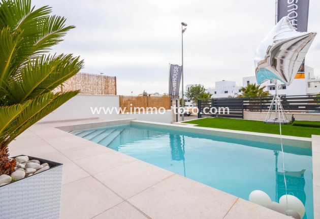 Nueva construcción  - Villa / Chalet - Orihuela Costa - PAU 8