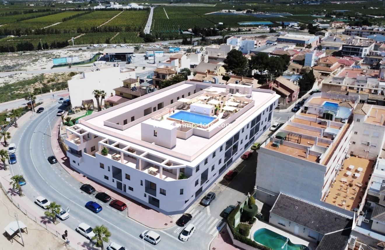 Nueva construcción  - Apartamento - San Miguel de Salinas - Pueblo