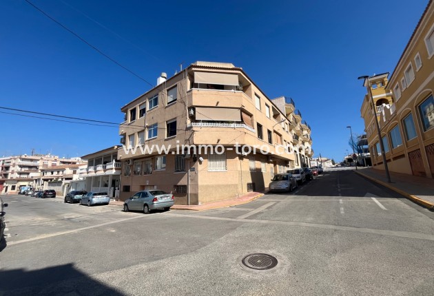 Resale - Apartment - Benijófar - Costa Blanca South