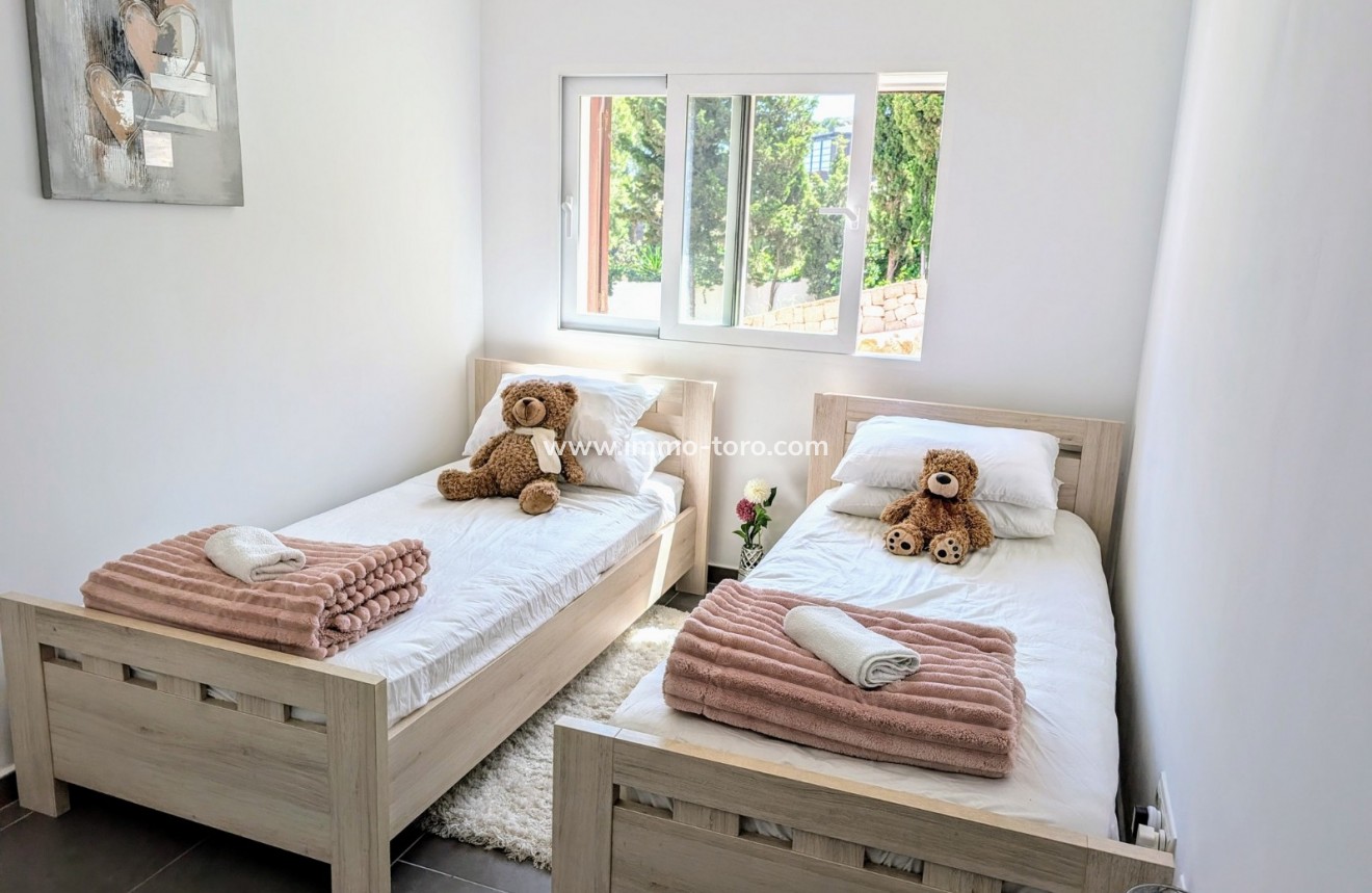 Resale - Villa - Javea - Costa Nova
