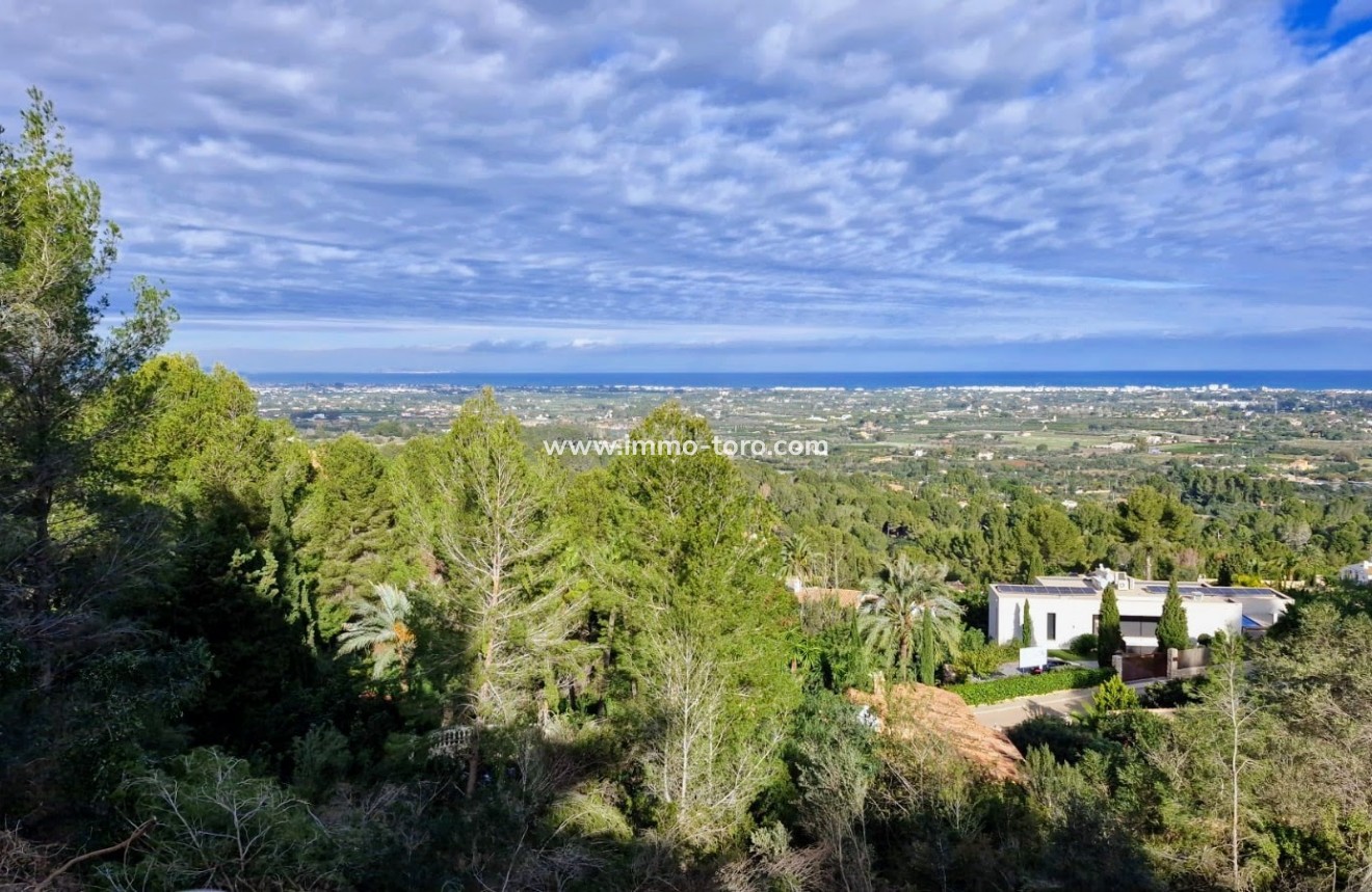 Resale - Plot/Land - Pedreguer - La Sella