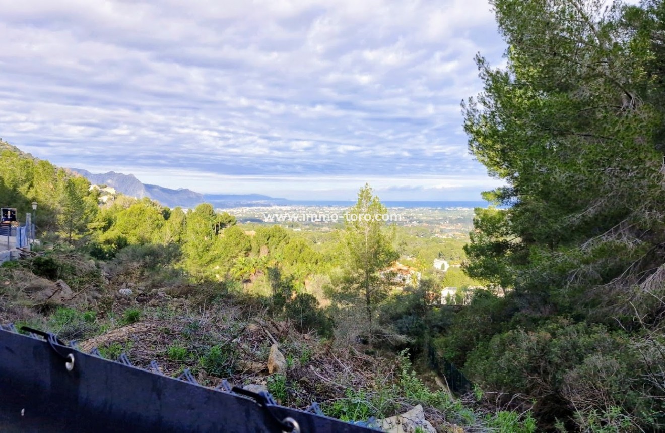 Resale - Plot/Land - Pedreguer - La Sella