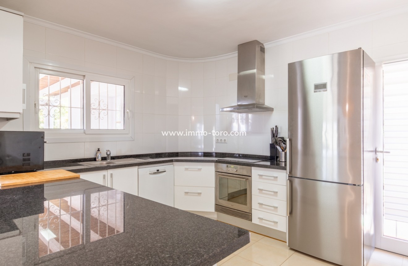 Resale - Villa - Moraira - El Tesoro