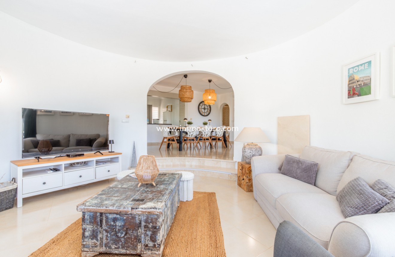 Resale - Villa - Moraira - El Tesoro