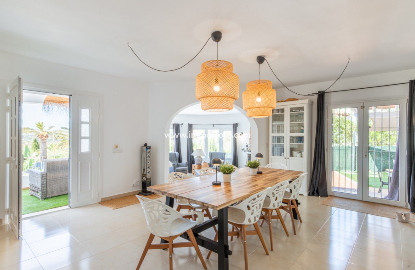 Resale - Villa - Moraira - El Tesoro