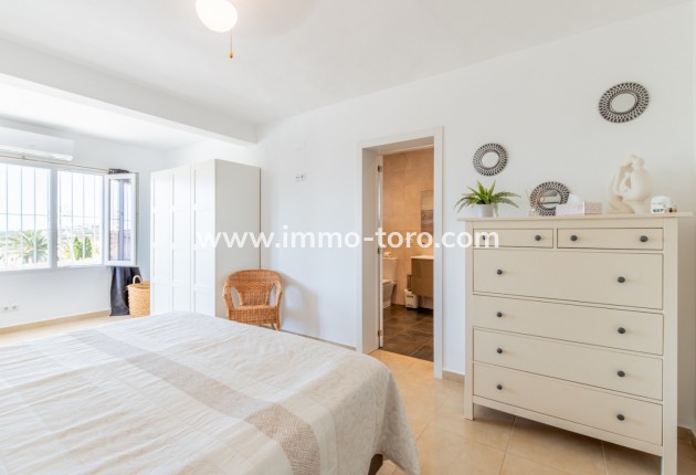 Resale - Villa - Moraira - El Tesoro