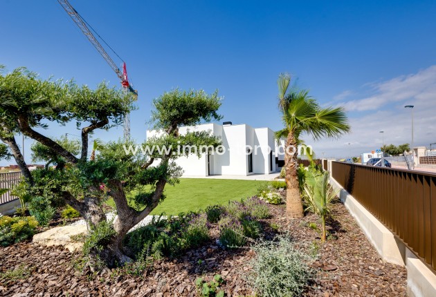 Nieuwbouw - Geschakelde woning - Mutxamel