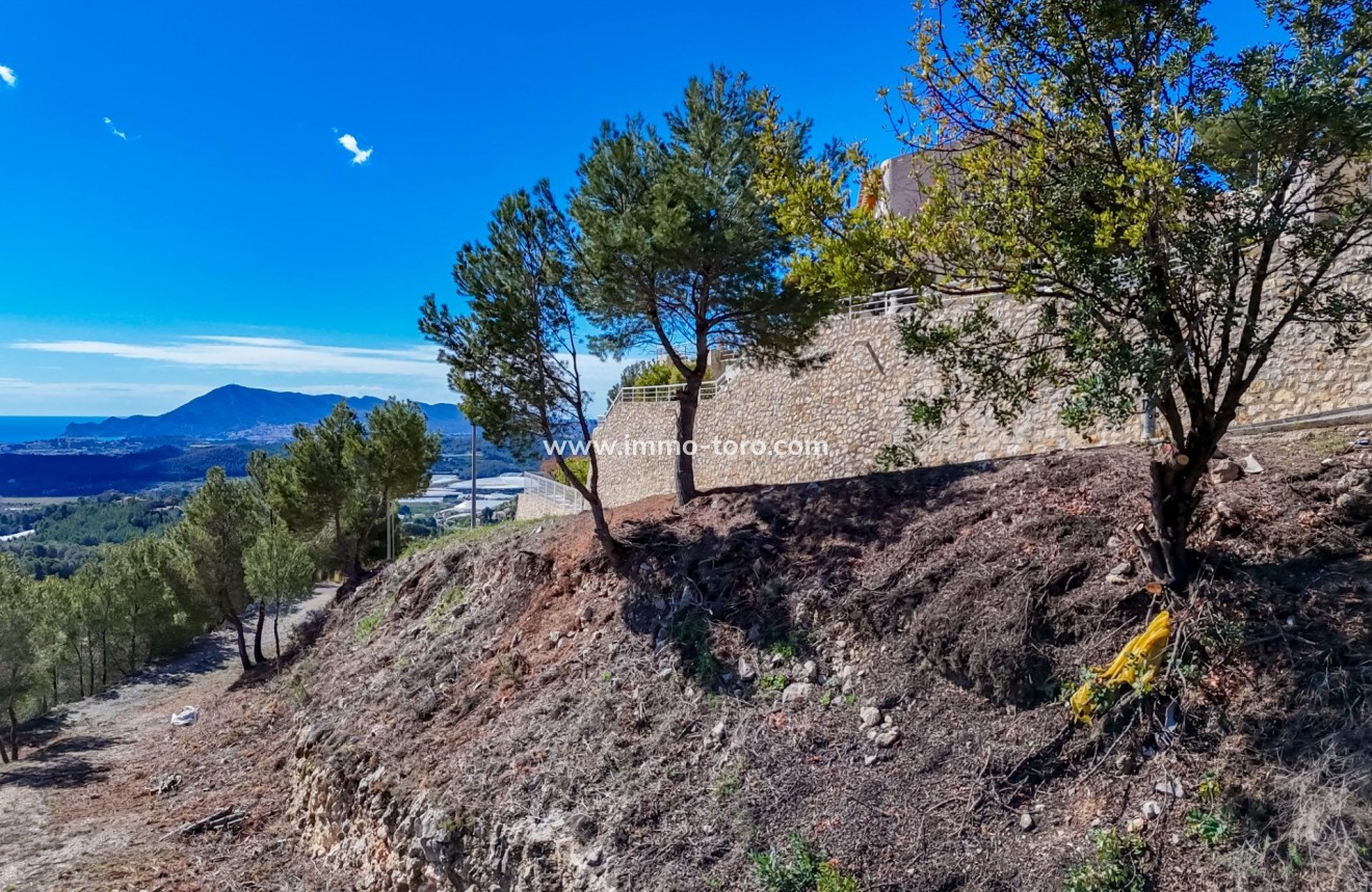 Herverkoop - Plot - Callosa d'en Sarrià - Santa clara