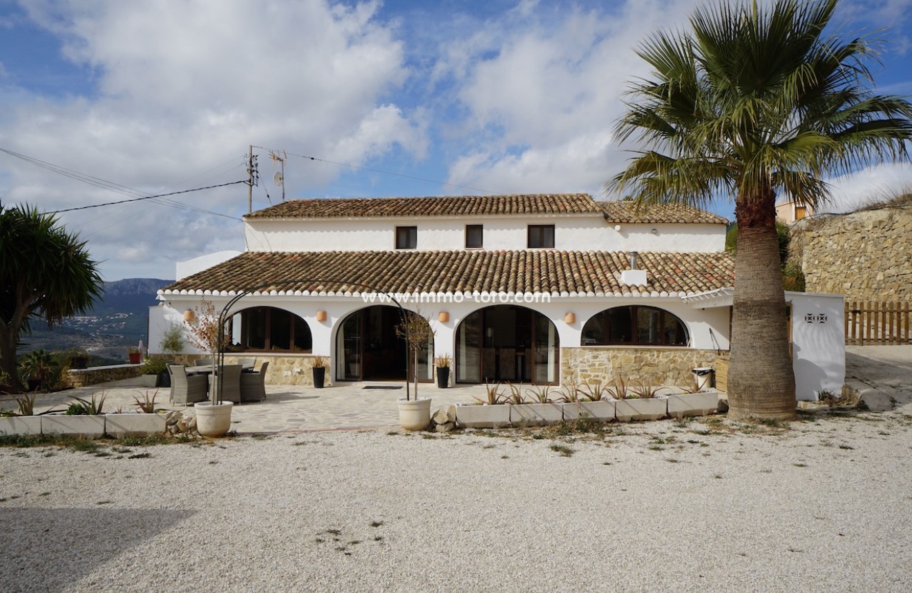 Resale - Country Houses - Fincas - Benissa - Partida Llenes