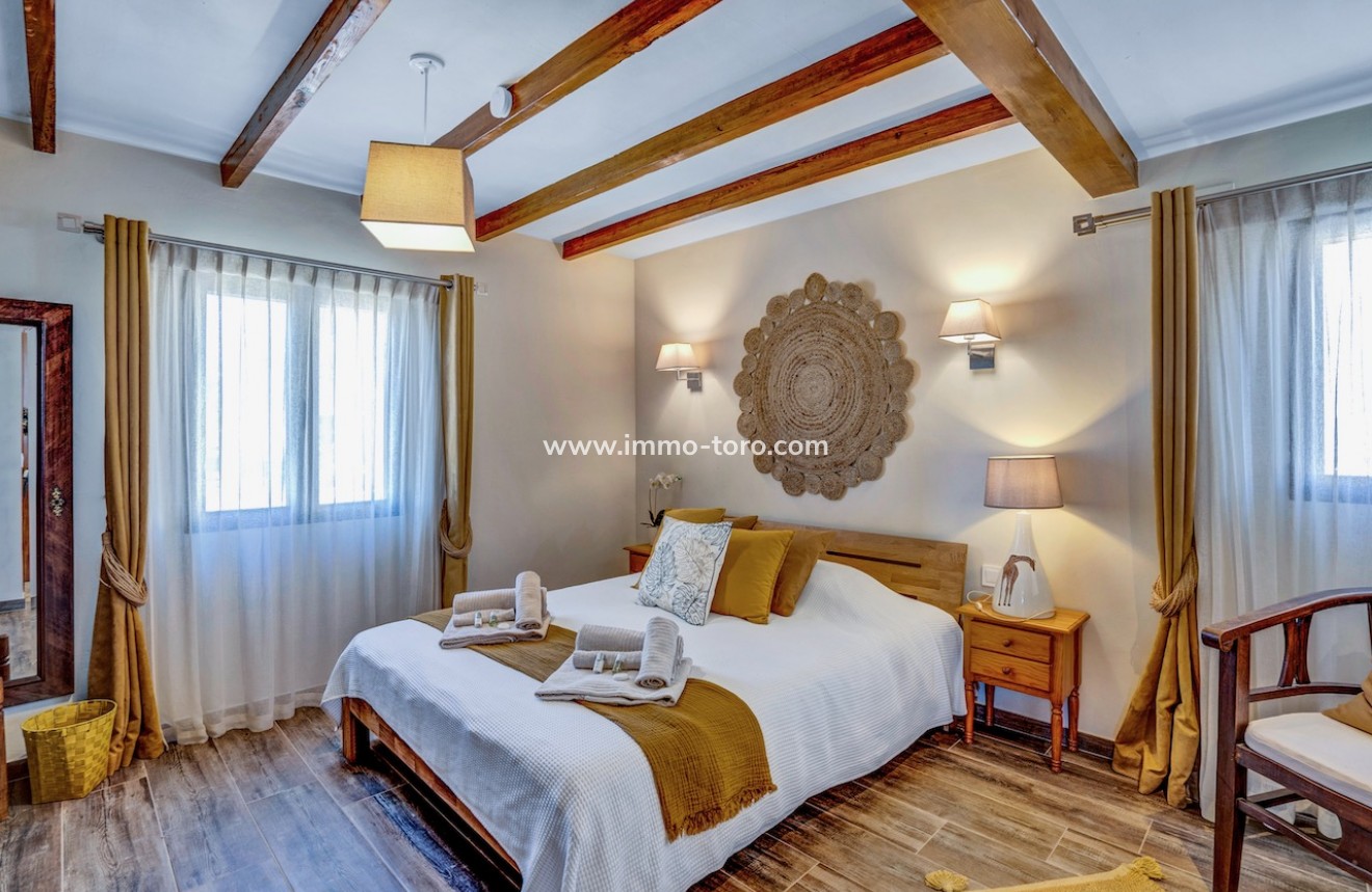 Resale - Country Houses - Fincas - Benissa - Partida Llenes