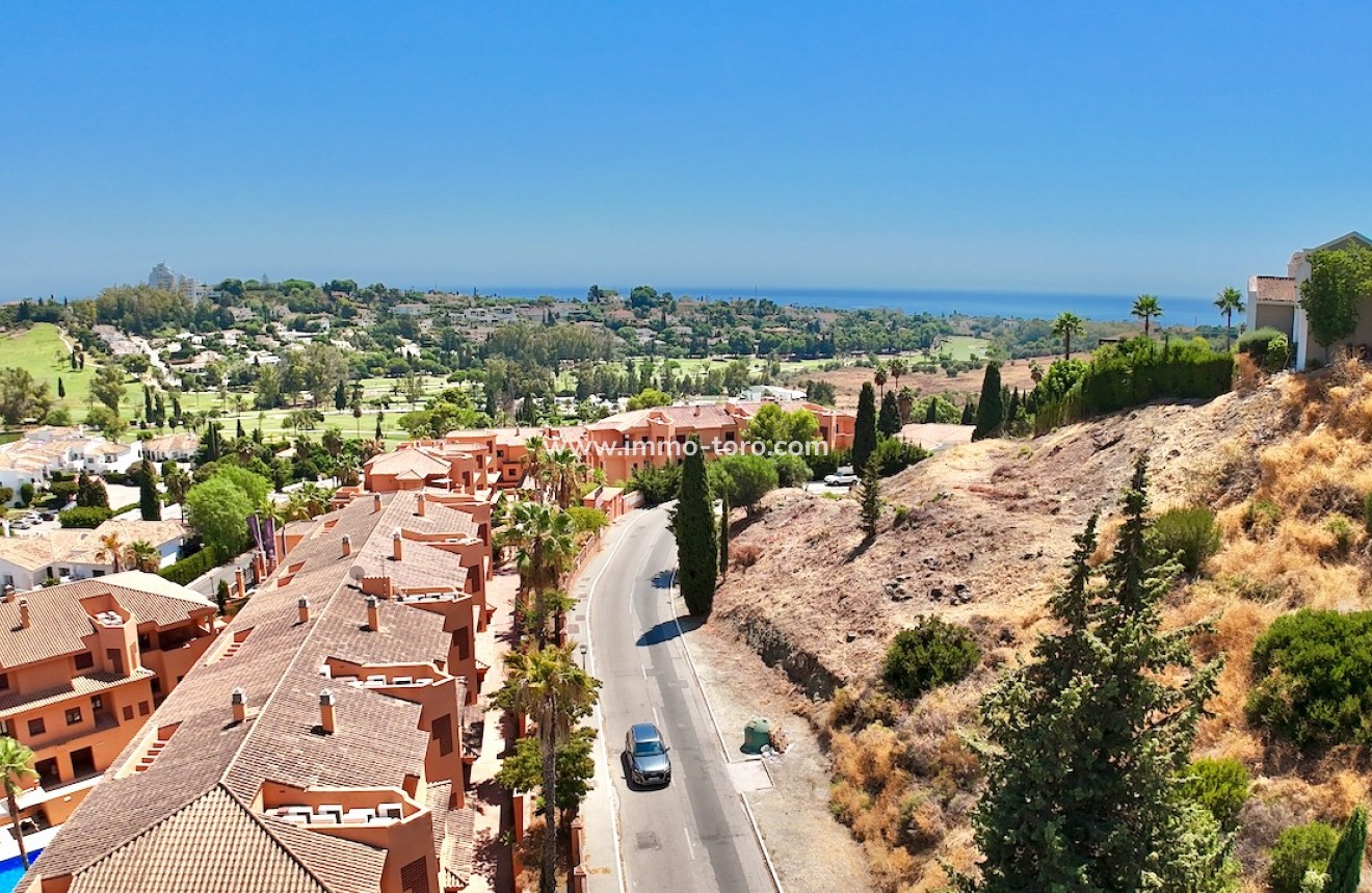 Resale - Villas - Benhavis - El Paraiso Alto