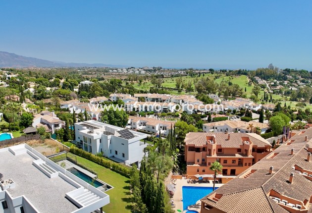 Resale - Villas - Benhavis - El Paraiso Alto