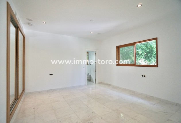 Resale - Villas - Benhavis - El Paraiso Alto