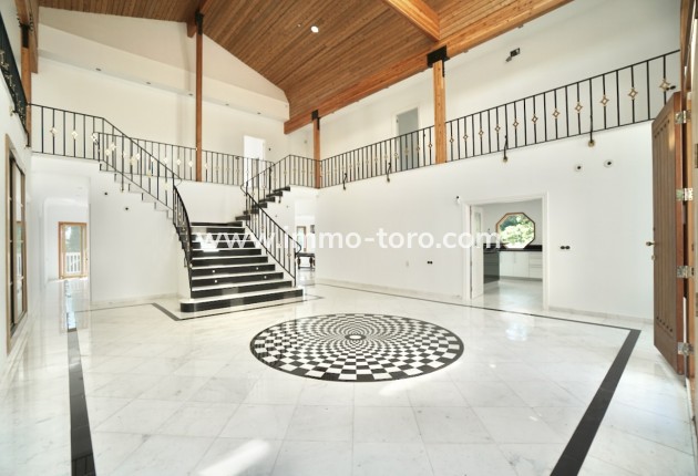 Resale - Villas - Benhavis - El Paraiso Alto