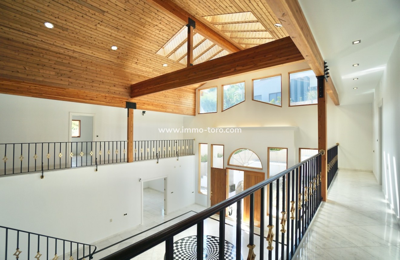 Resale - Villas - Benhavis - El Paraiso Alto