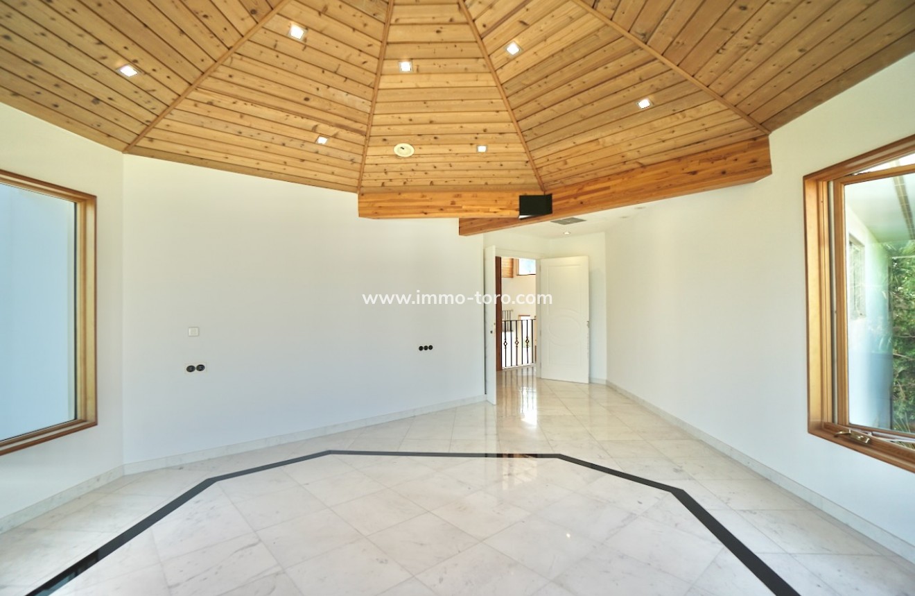 Resale - Villas - Benhavis - El Paraiso Alto