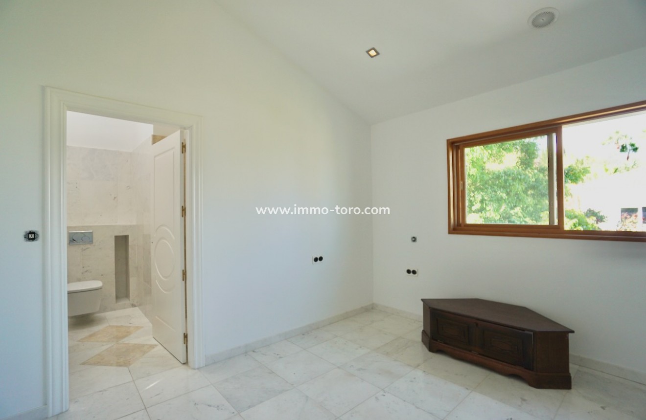 Resale - Villas - Benhavis - El Paraiso Alto