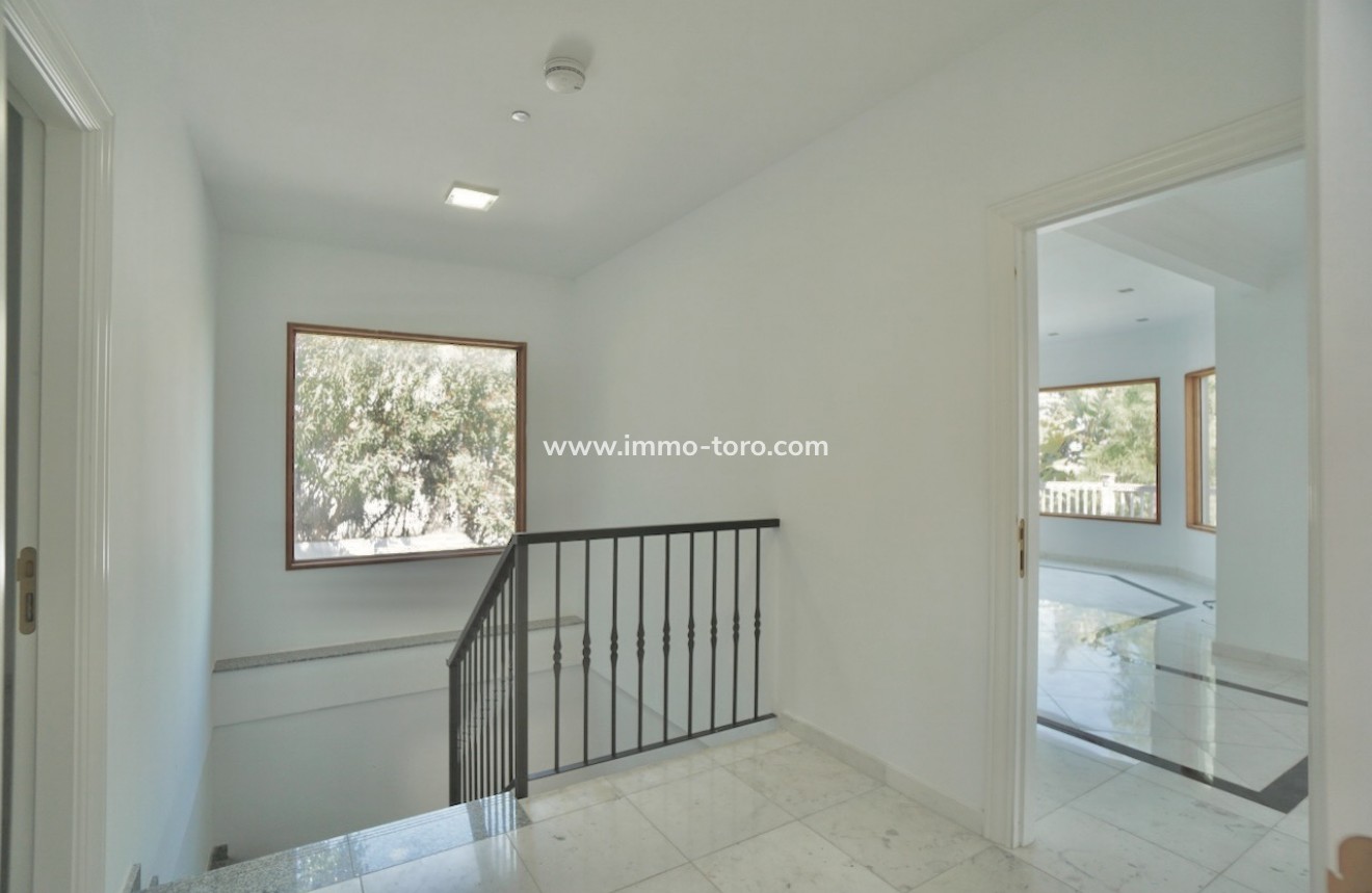 Resale - Villas - Benhavis - El Paraiso Alto