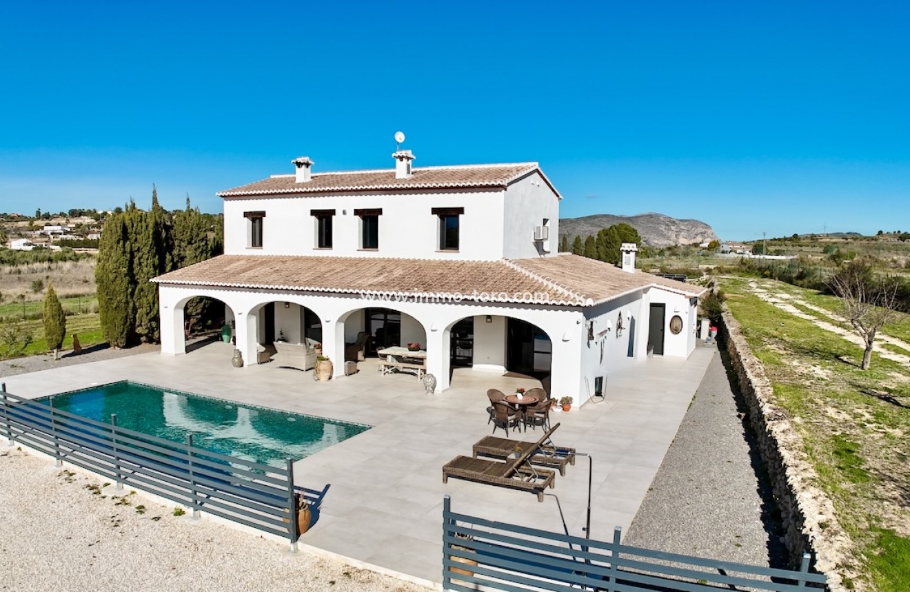 Resale - Country Houses - Fincas - Benissa - Partida Paratella