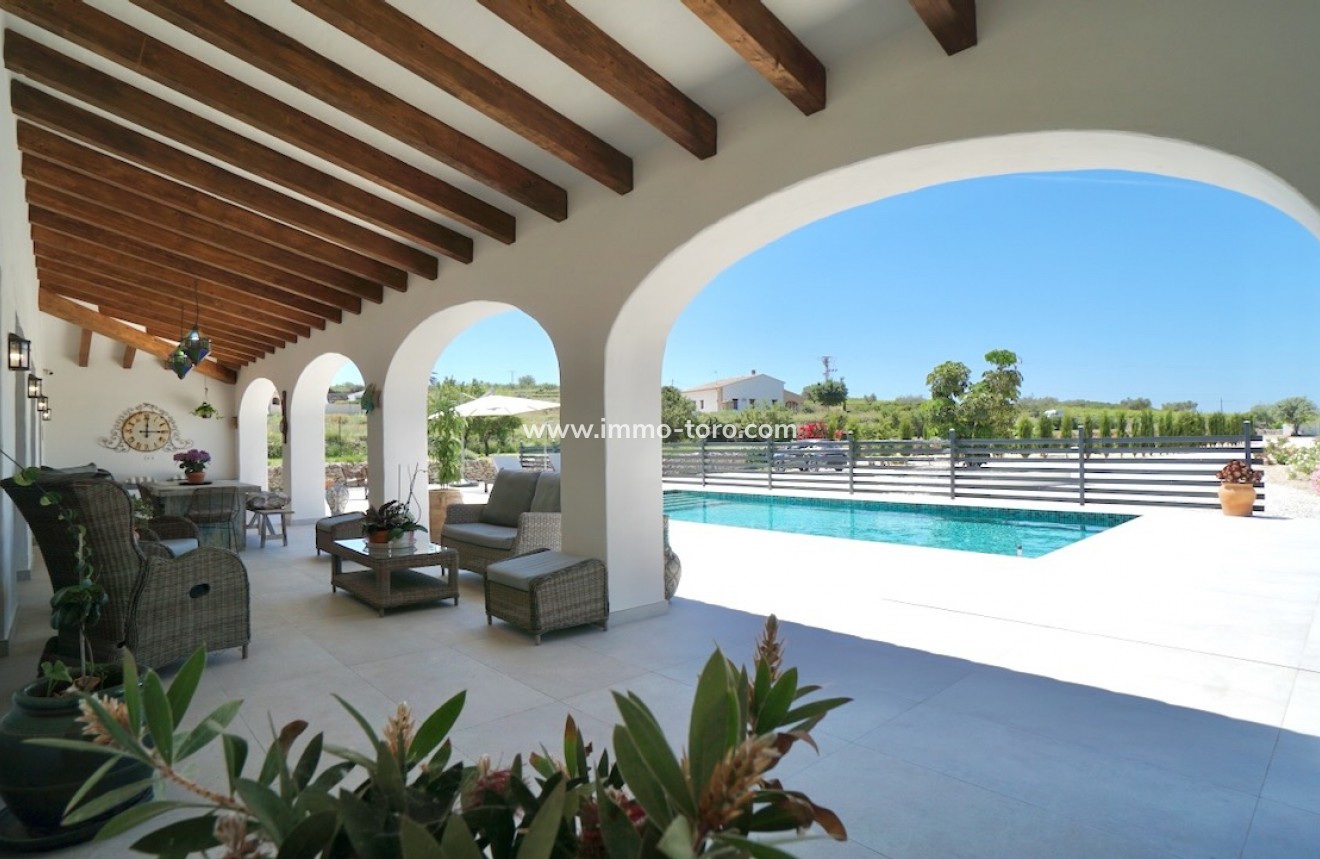 Resale - Country Houses - Fincas - Benissa - Partida Paratella