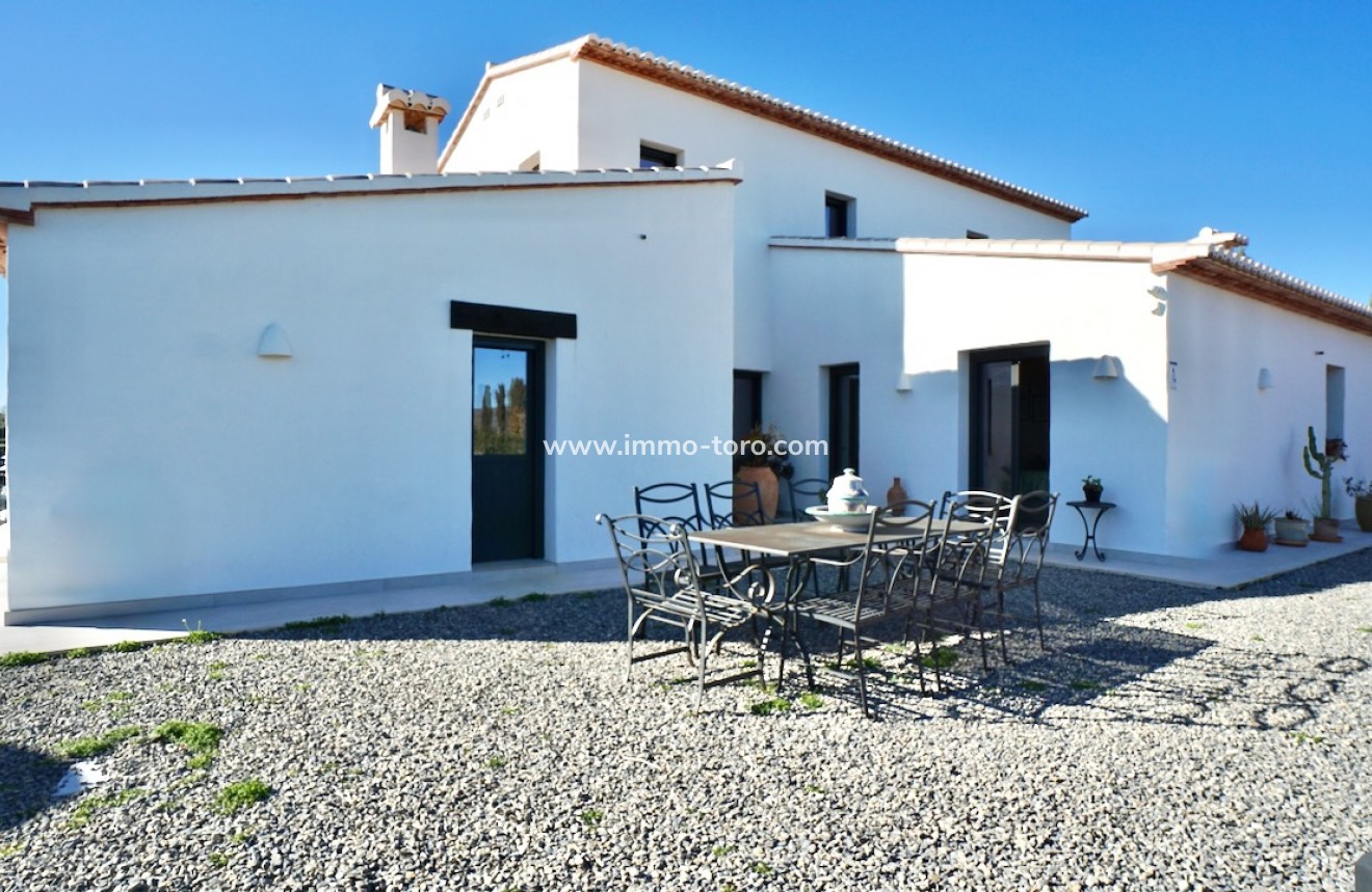 Resale - Country Houses - Fincas - Benissa - Partida Paratella