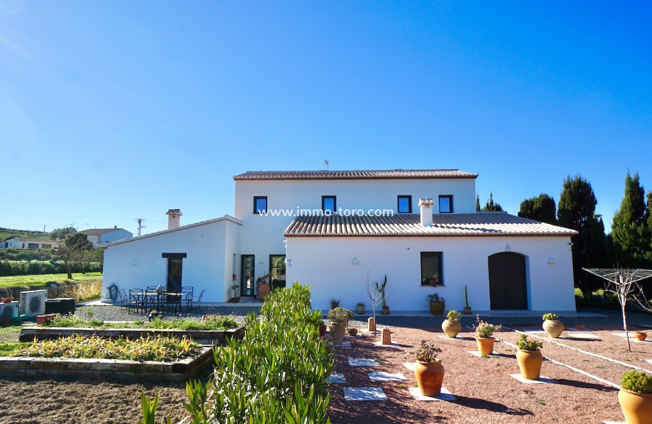 Resale - Country Houses - Fincas - Benissa - Partida Paratella