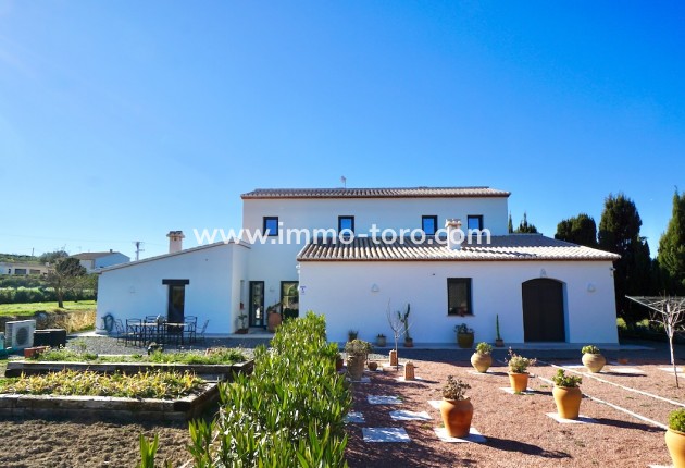 Resale - Country Houses - Fincas - Benissa - Partida Paratella