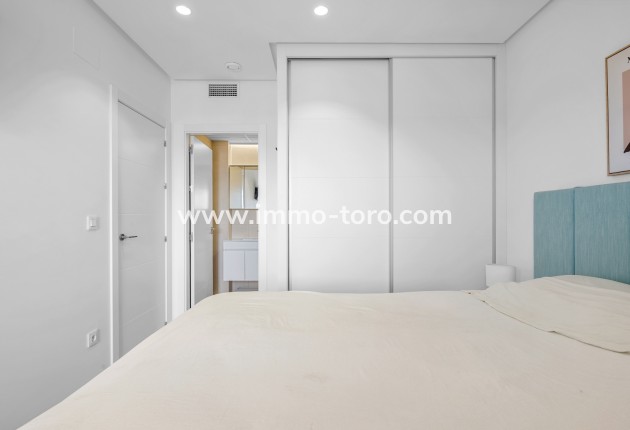 Resale - Apartment - Torrevieja - Los Altos