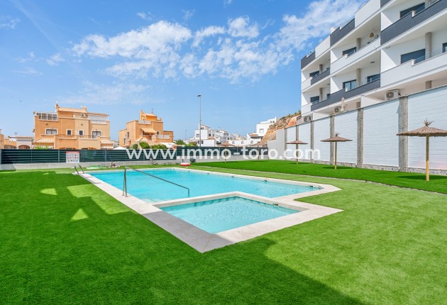 Resale - Apartment - Torrevieja - Los Altos