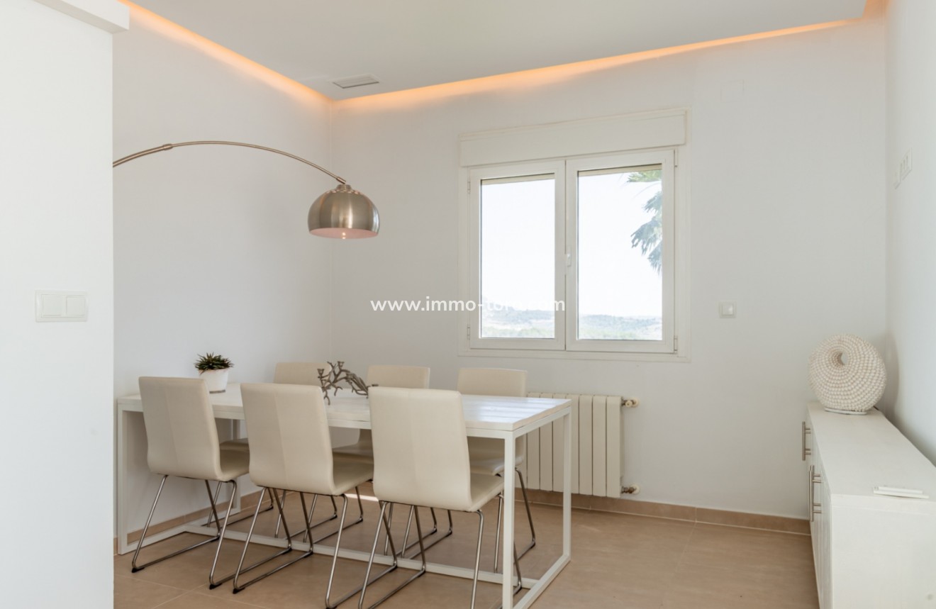 Resale - Villa - Moraira - Benimeit