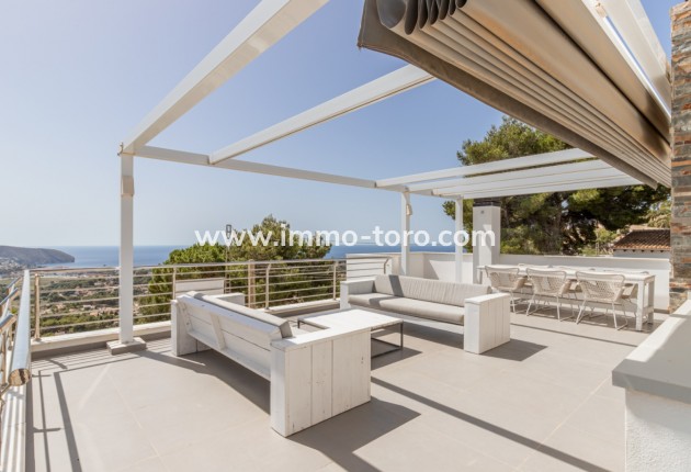 Resale - Villa - Moraira - Benimeit