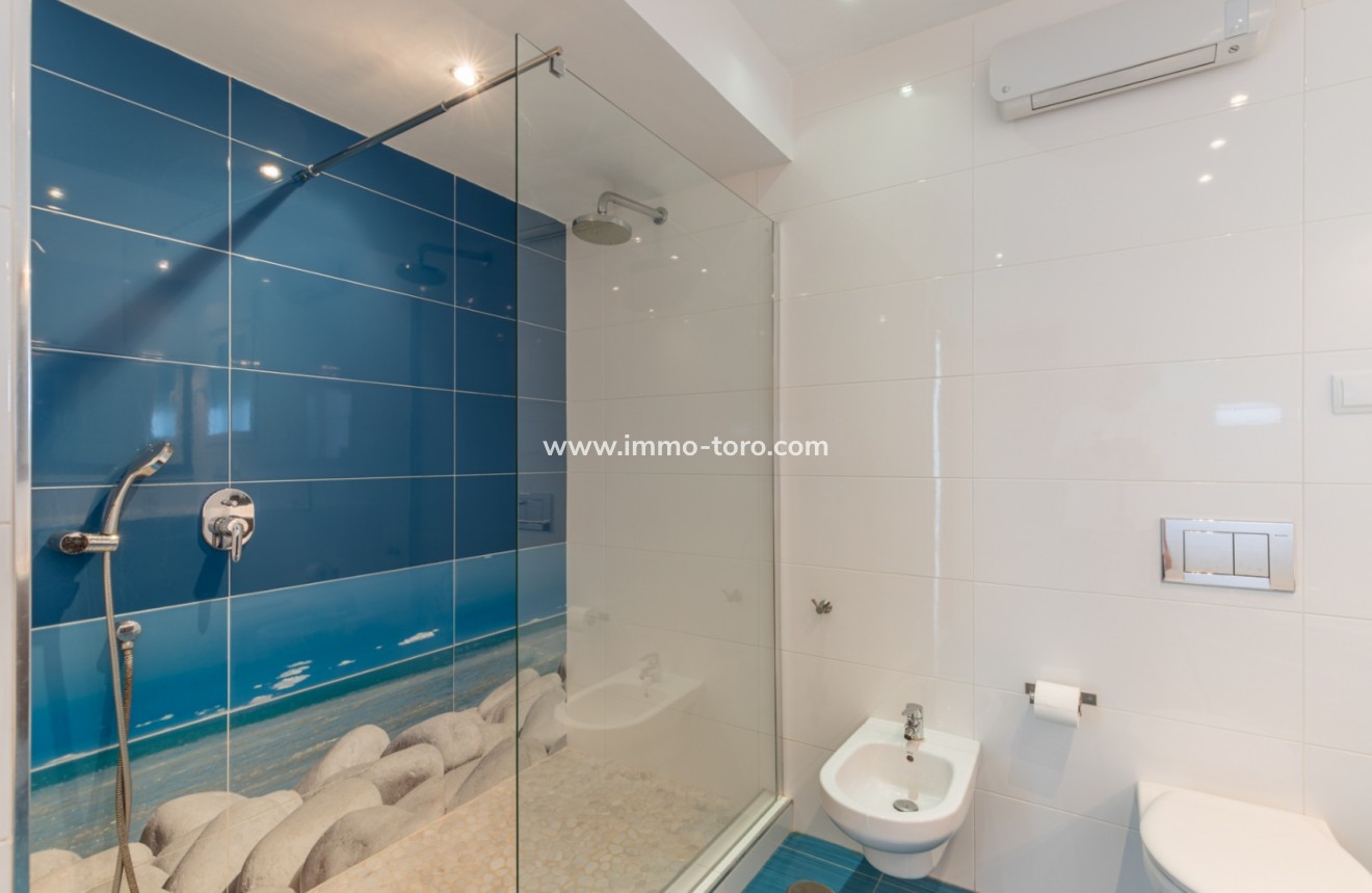 Resale - Villa - Moraira - Benimeit