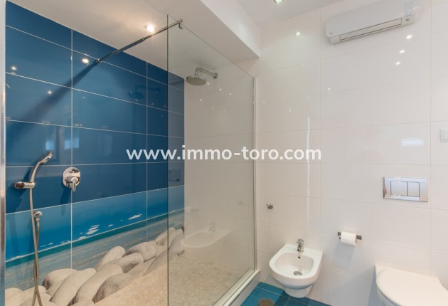 Resale - Villa - Moraira - Benimeit