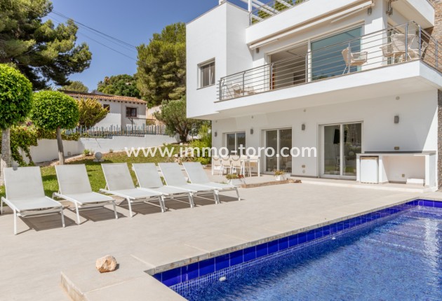 Resale - Villa - Moraira - Benimeit