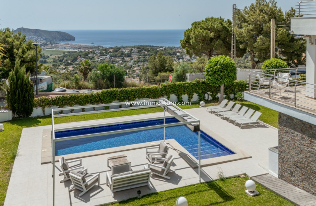 Resale - Villa - Moraira - Benimeit
